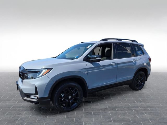 Used 2025 Honda Passport Black Edition image 3