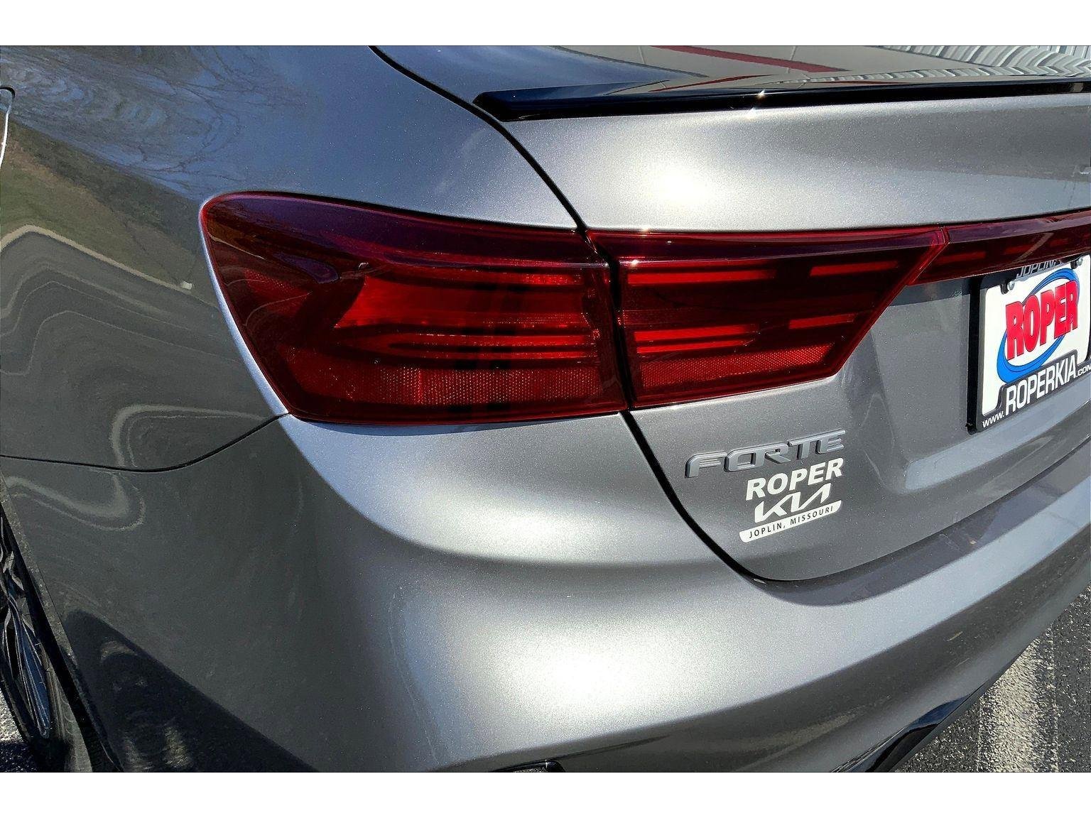 Used 2024 Kia Forte GT-Line w/ GT-Line Premium Package image 27