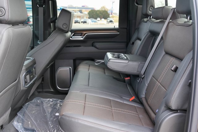 New 2026 Chevrolet Silverado 2500 High Country w/ Midnight Edition image 17