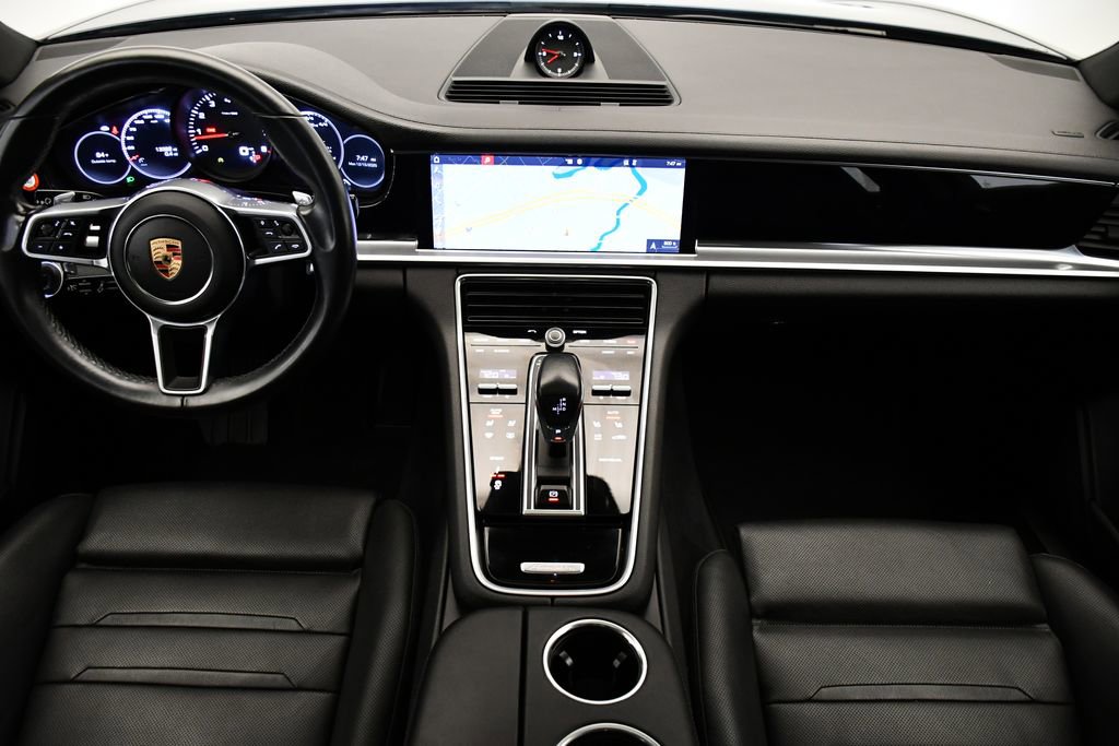 Used 2020 Porsche Panamera 4 image 22