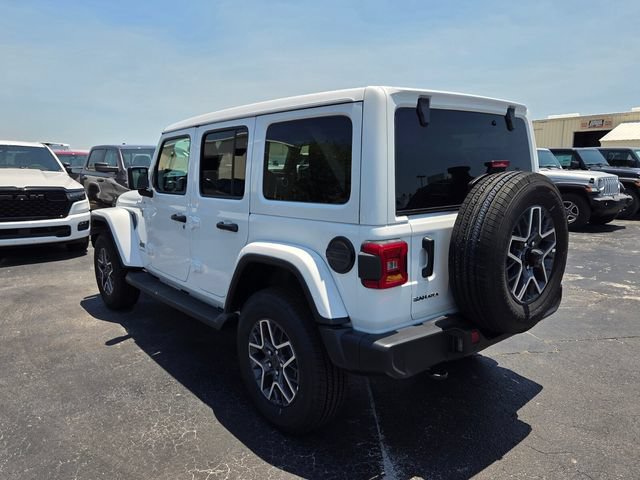 New 2026 Jeep Wrangler Sahara AWD/4WD image 8
