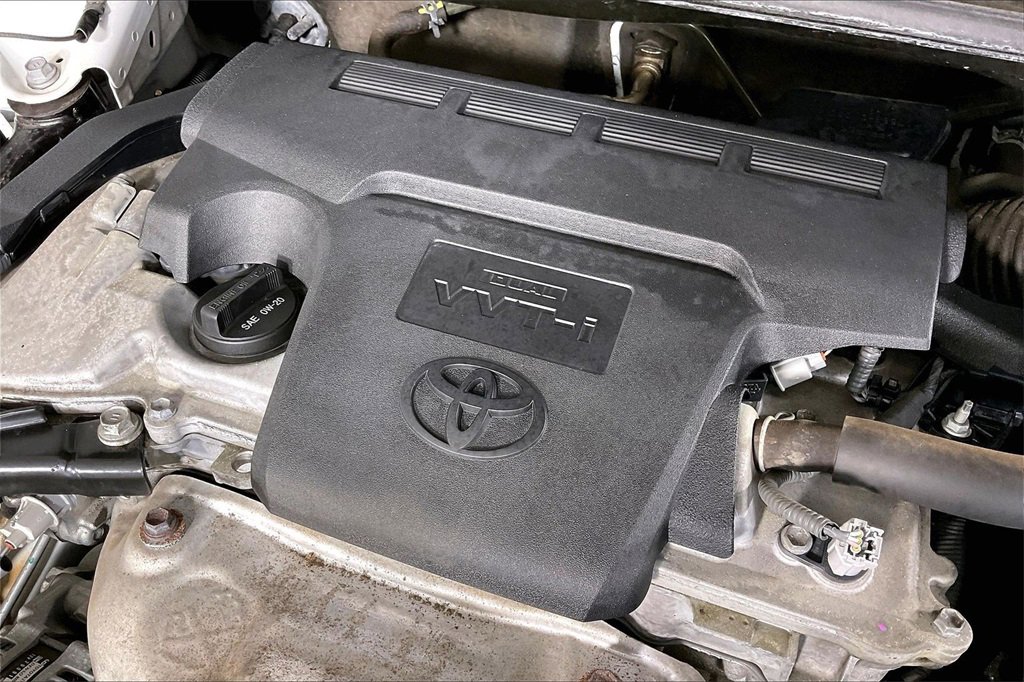 Used 2017 Toyota Camry XSE image 30