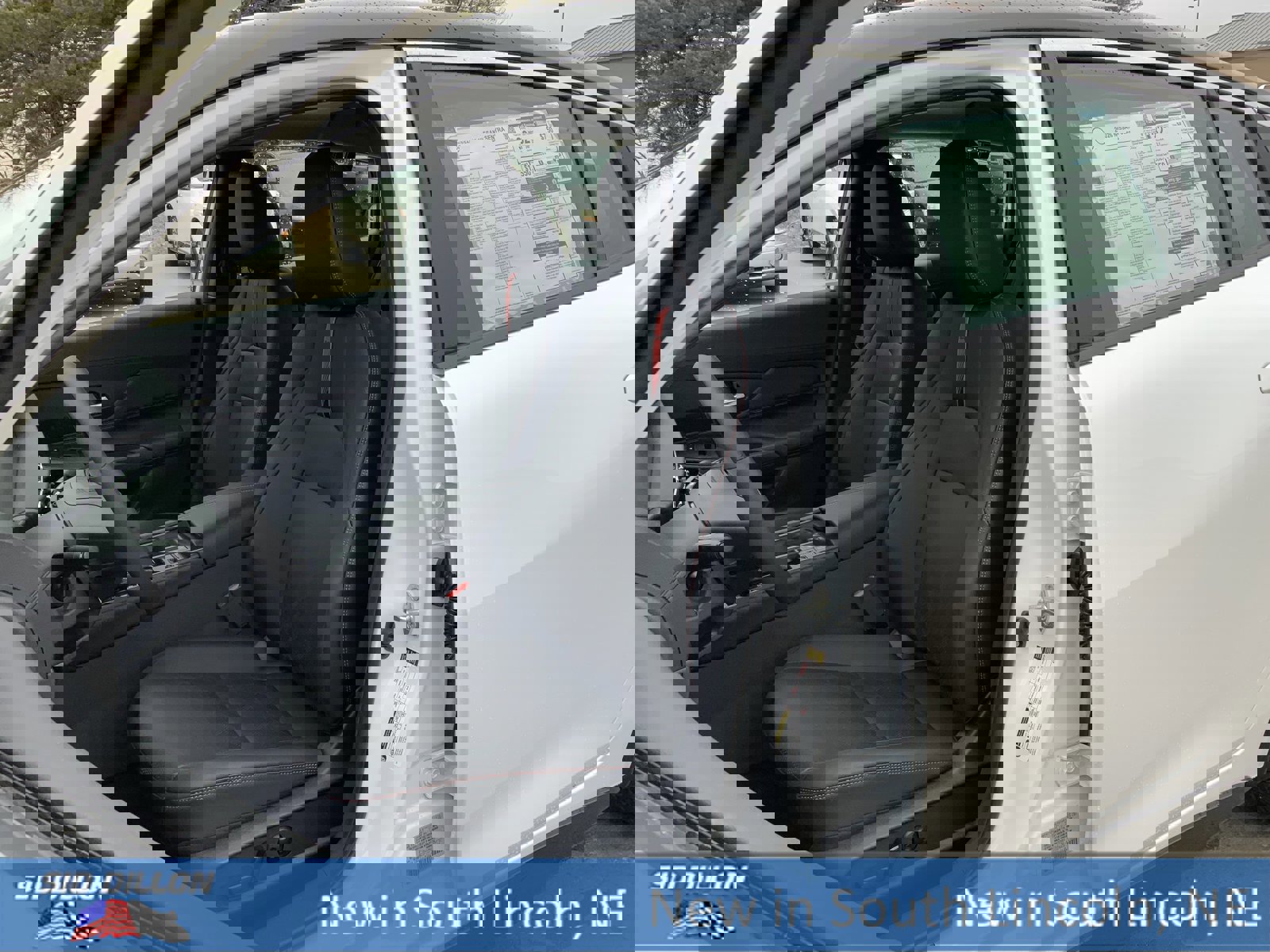 New 2026 Nissan Sentra SR w/ SR Premium Package image 9