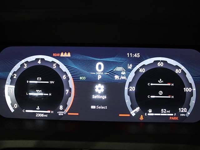 Certified 2025 Toyota Tacoma TRD Off-Road AWD/4WD image 11