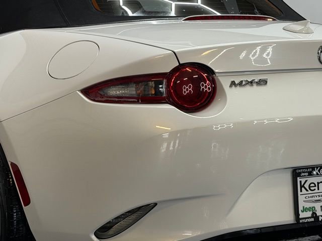 Used 2016 MAZDA MX-5 Miata Grand Touring image 8