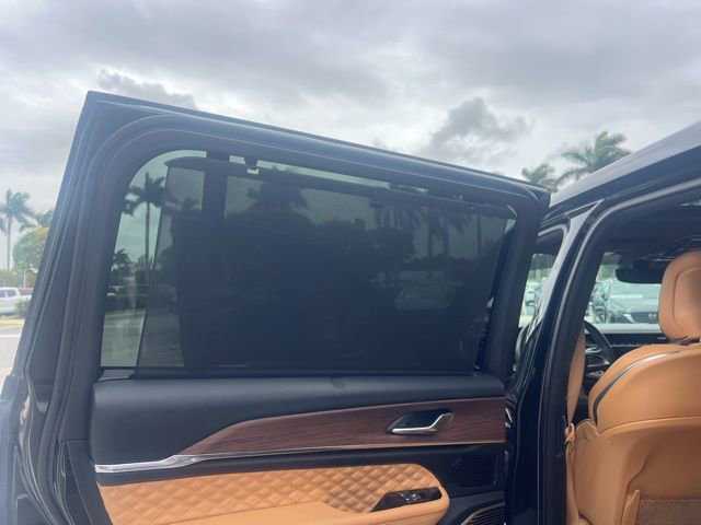 Used 2021 Jeep Grand Cherokee L Summit w/ MOPAR Finishing Package image 46