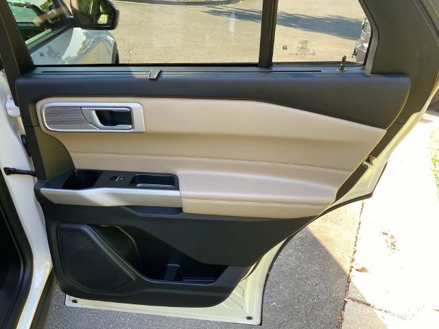 Used 2021 Ford Explorer Limited w/ Hybrid Equipment Group 310A RWD image 32