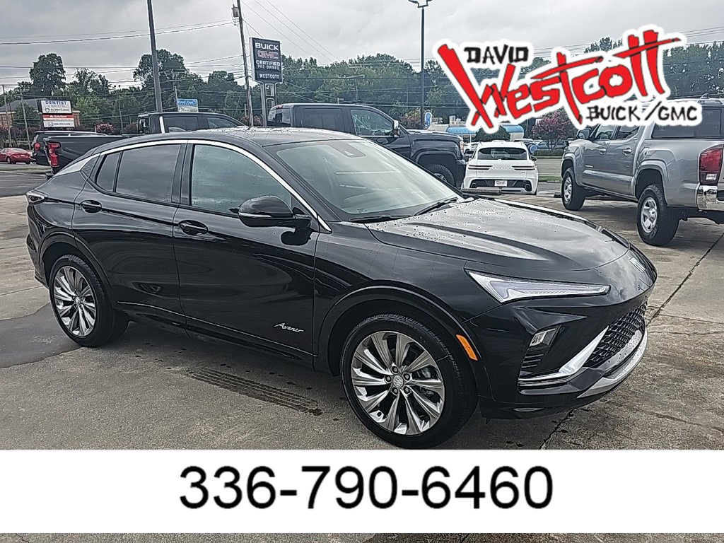 New 2025 Buick Envista Avenir image 1