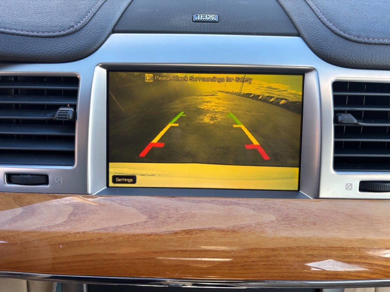 Used 2010 Lincoln MKS image 18