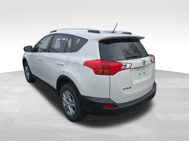 Used 2014 Toyota RAV4 LE image 3