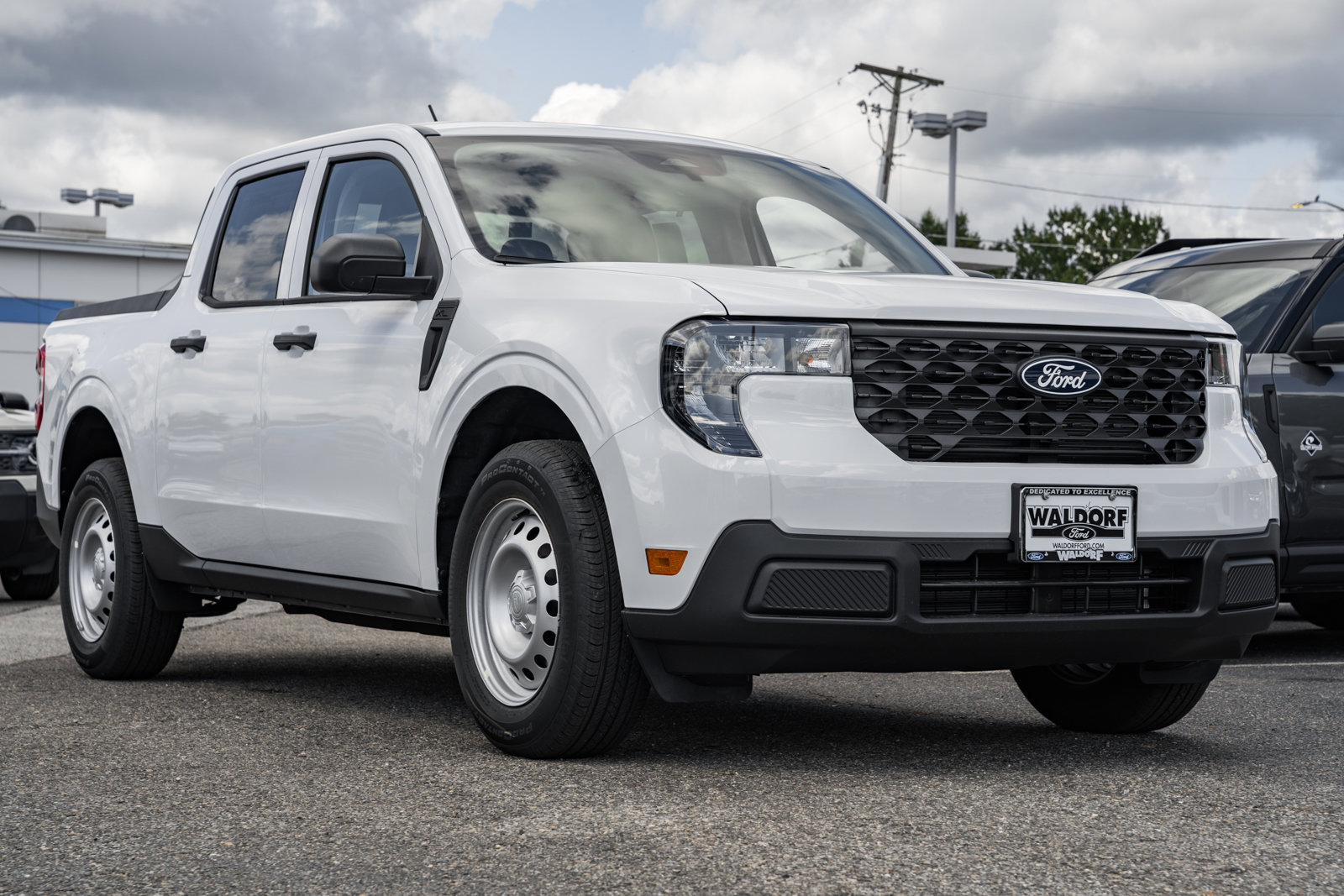 New 2025 Ford Maverick XL
