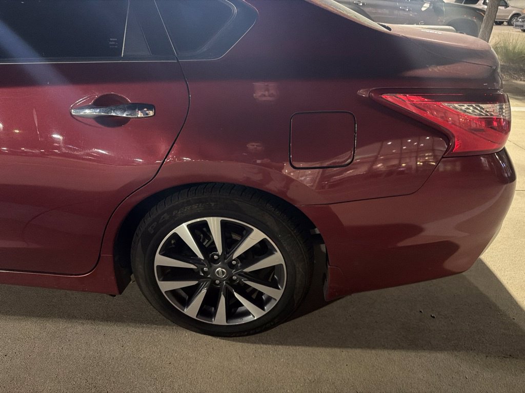 Used 2017 Nissan Altima 2.5 SV FWD image 8