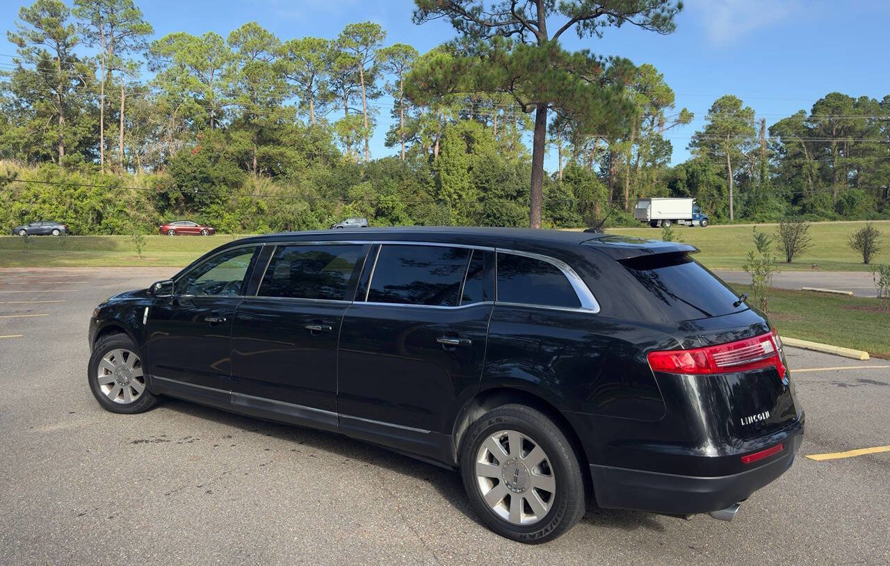 Used 2014 Lincoln MKT AWD image 8