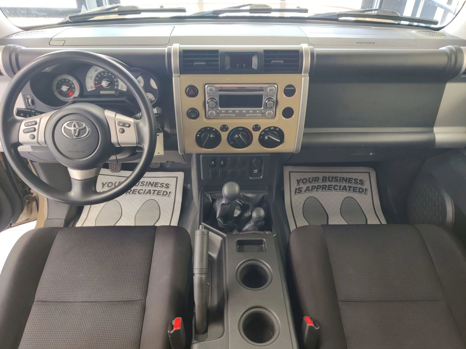 Used 2014 Toyota FJ Cruiser 4WD w/ Convenience Package image 17