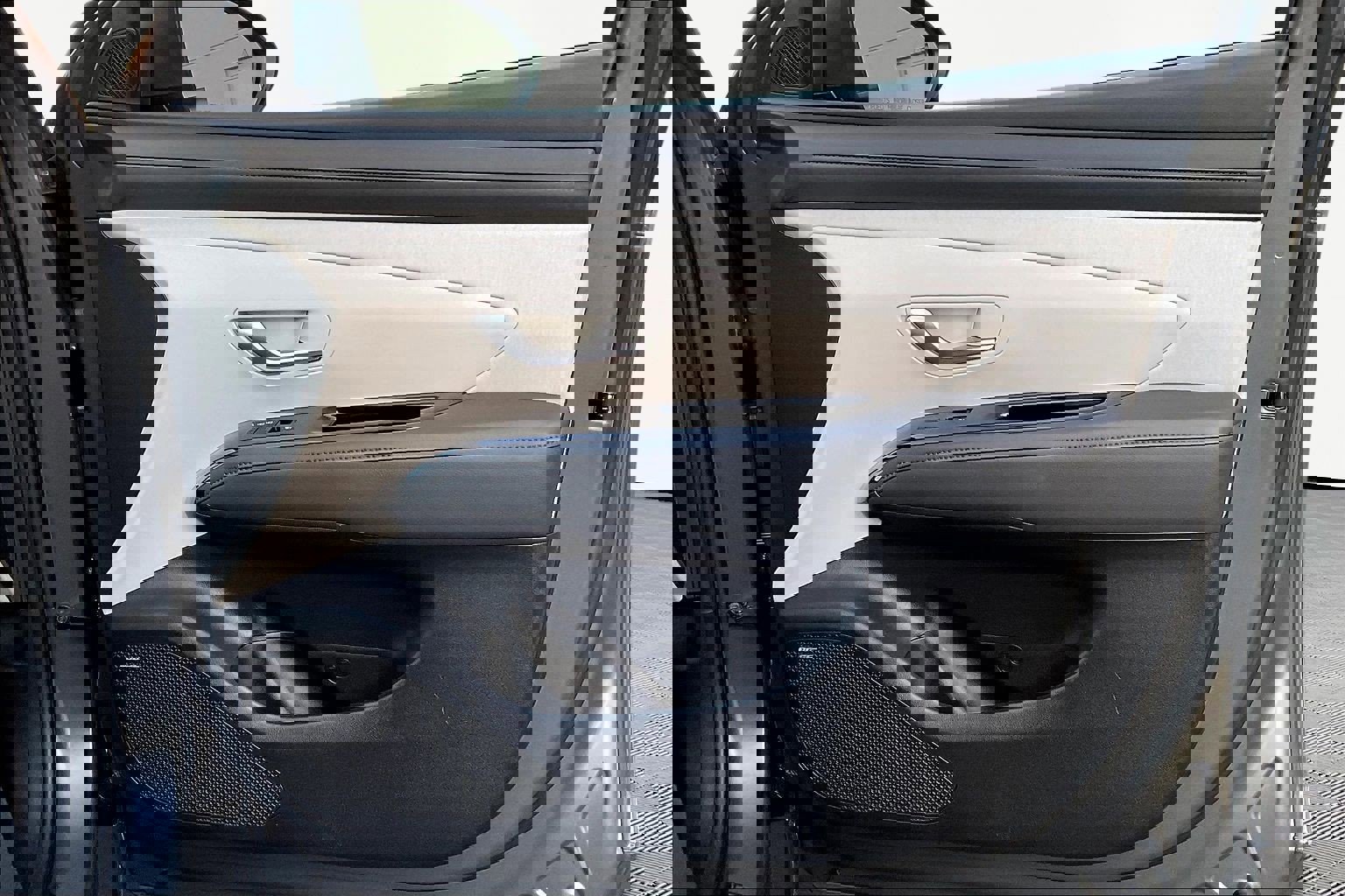 Used 2025 Hyundai Tucson Limited image 29