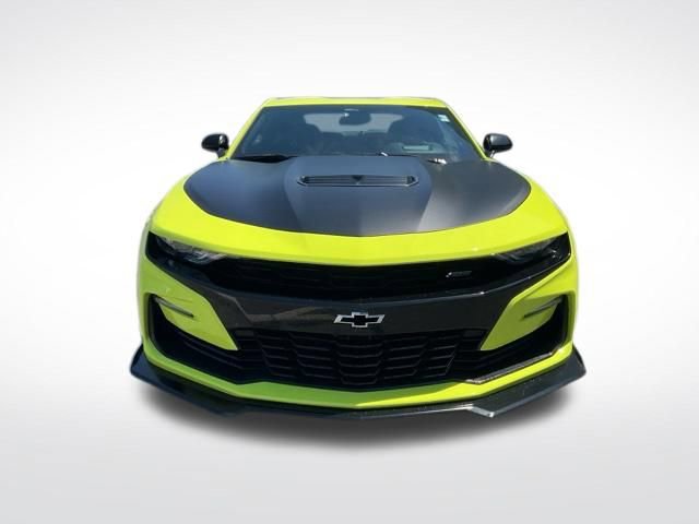 Used 2019 Chevrolet Camaro SS RWD image 2