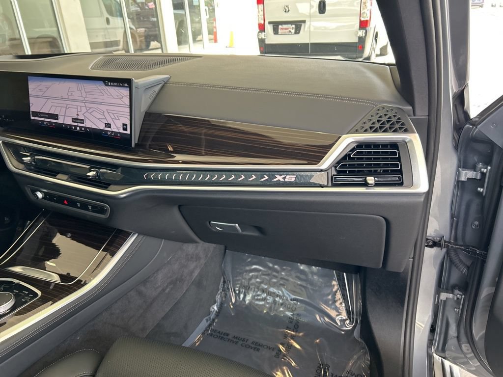 Used 2026 BMW X5 sDrive40i RWD image 26