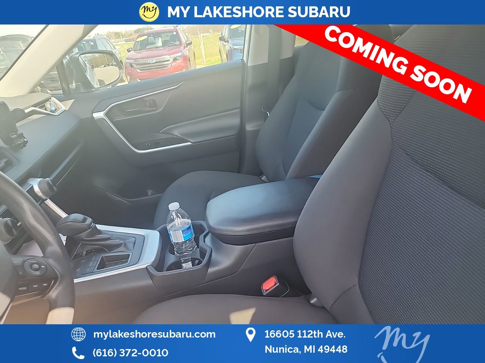 Used 2019 Toyota RAV4 LE w/ Carpet Mat Package image 15