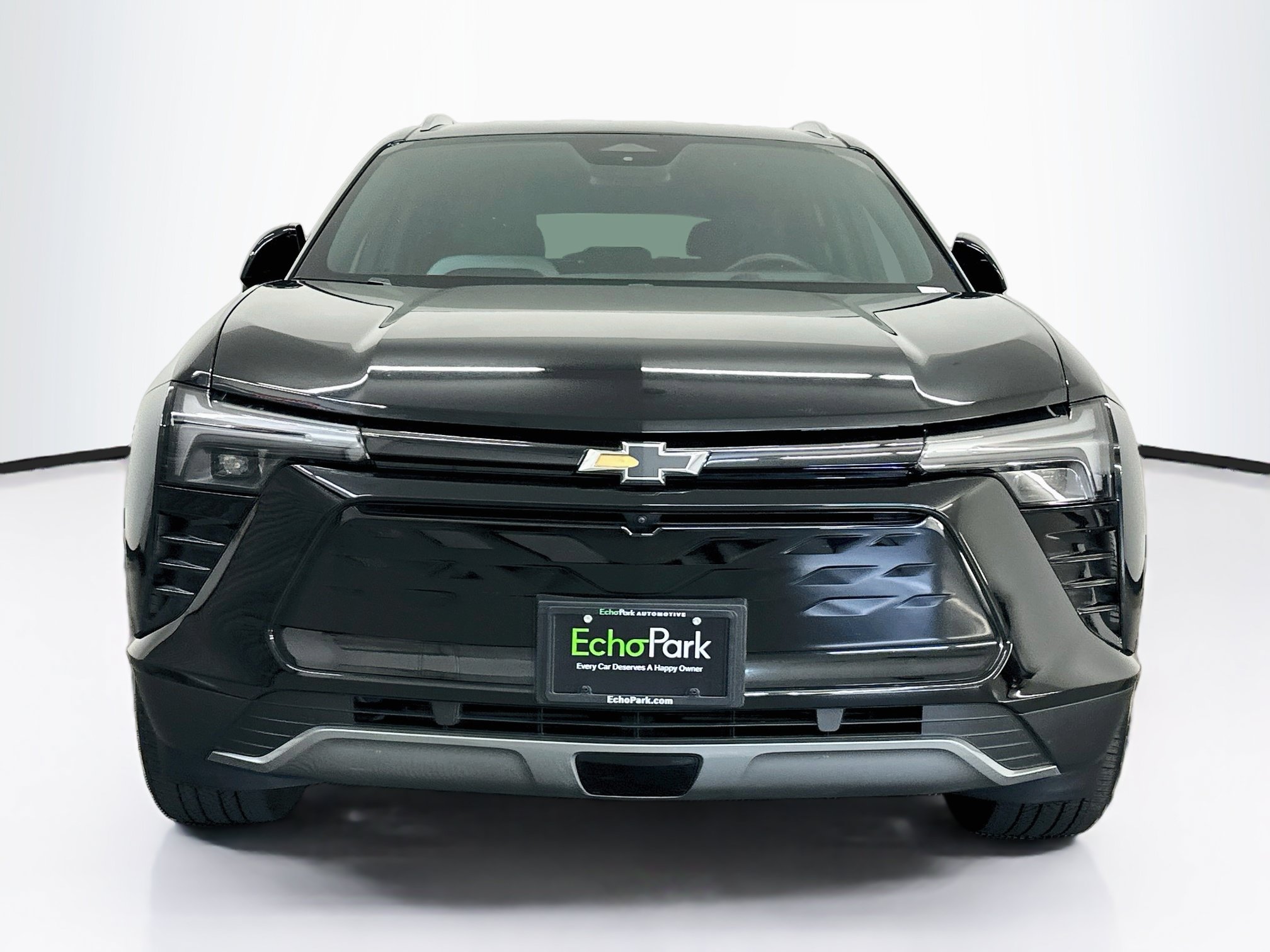 Used 2024 Chevrolet Blazer EV LT AWD/4WD image 2