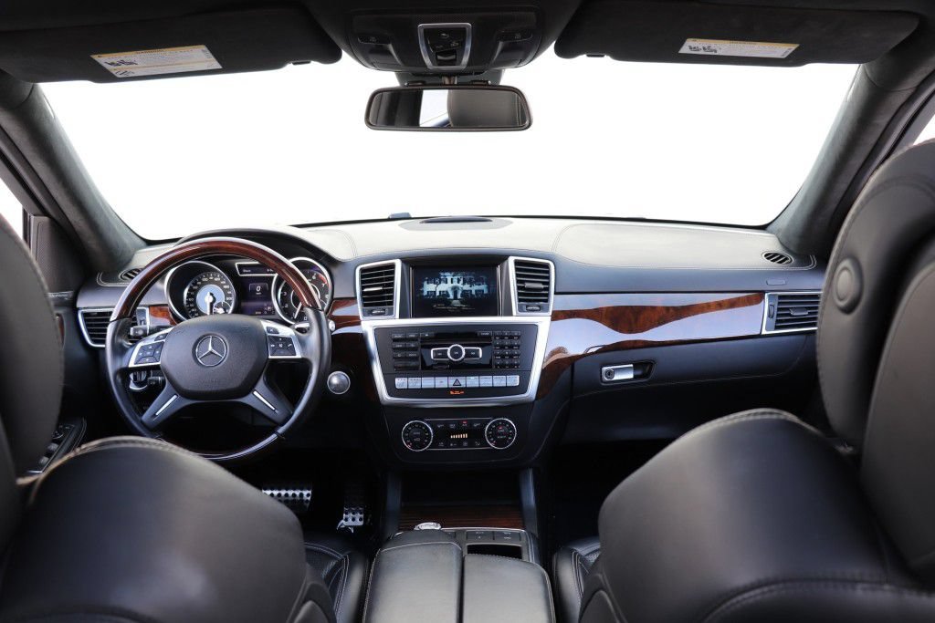 Used 2014 Mercedes-Benz GL 63 AMG 4MATIC image 47