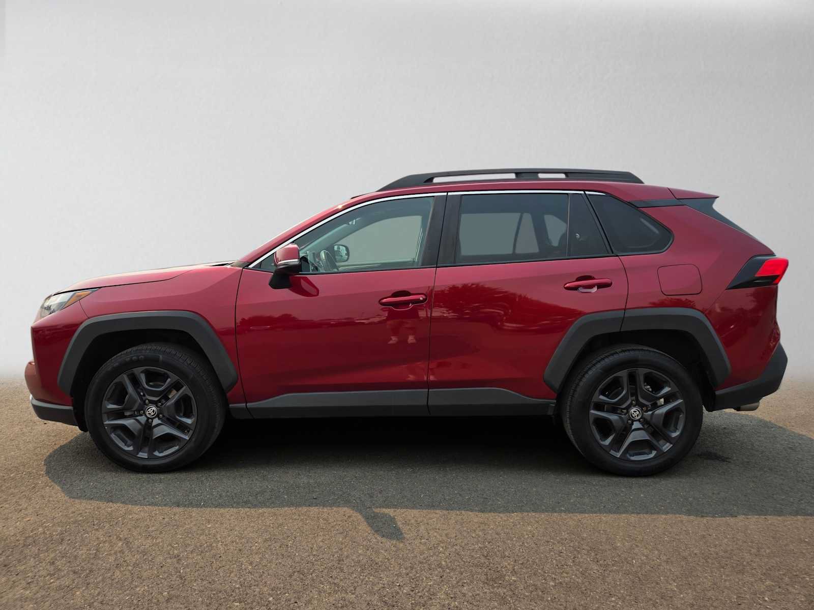 Used 2023 Toyota RAV4 Adventure AWD/4WD image 7