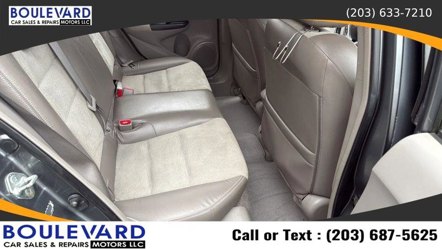 Used 2013 Honda Insight EX image 29