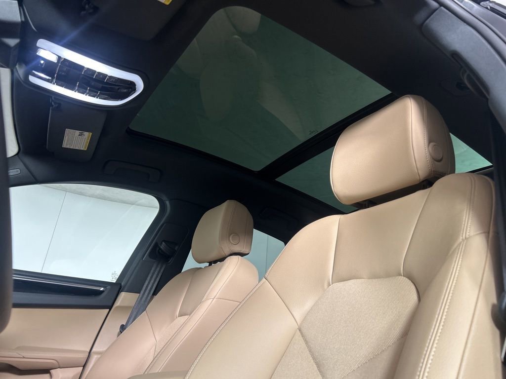 Certified 2025 Porsche Macan image 29