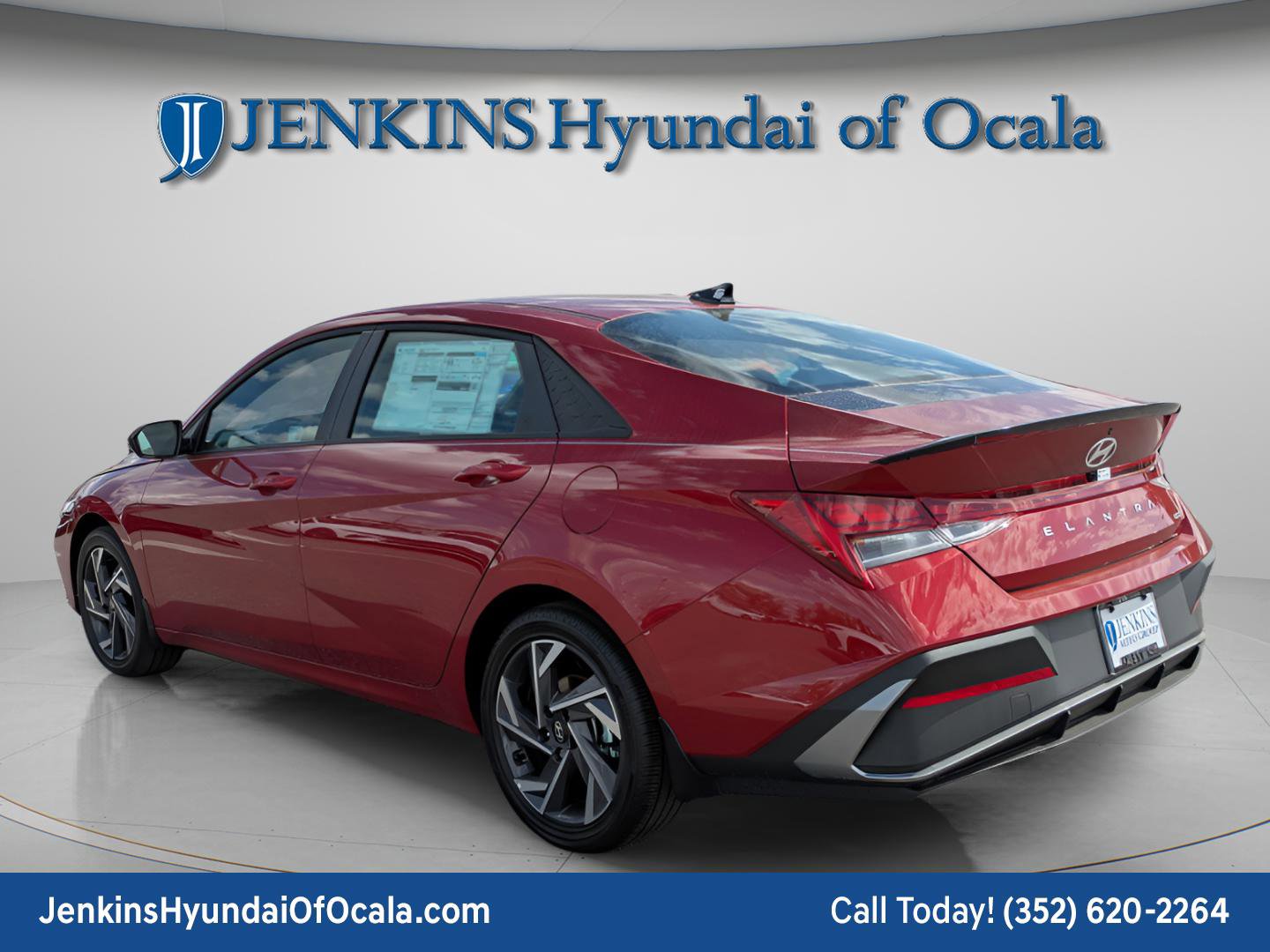 New 2025 Hyundai Elantra SEL image 3