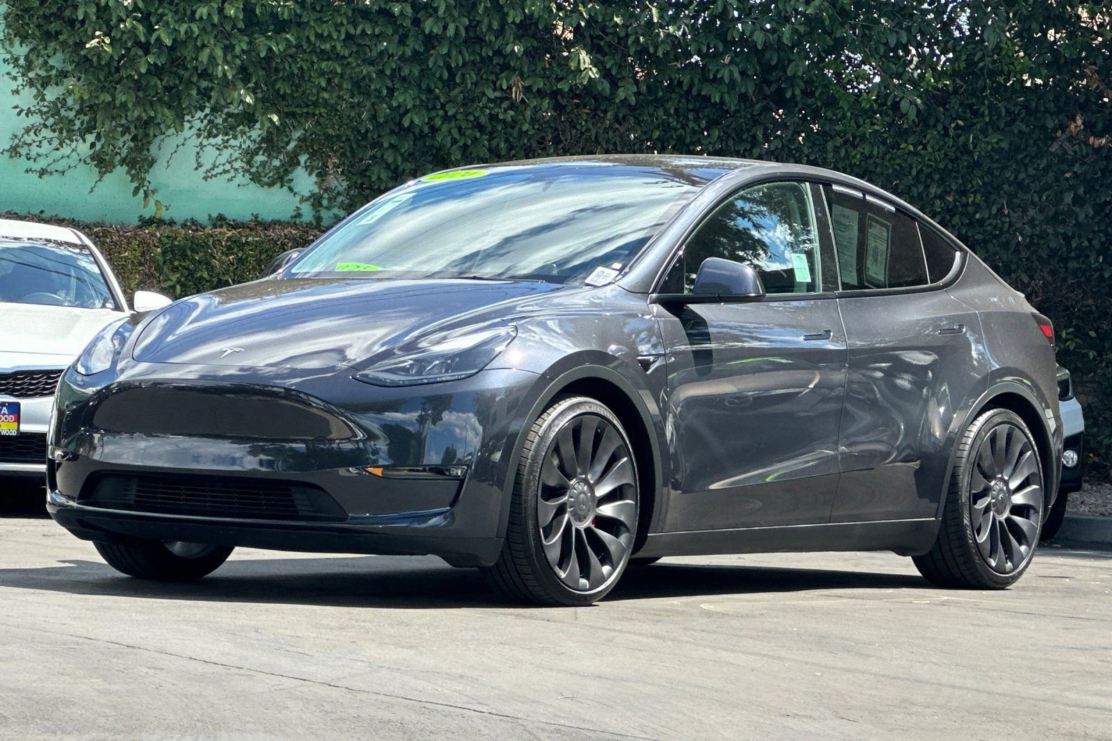Used 2024 Tesla Model Y Performance AWD/4WD image 8
