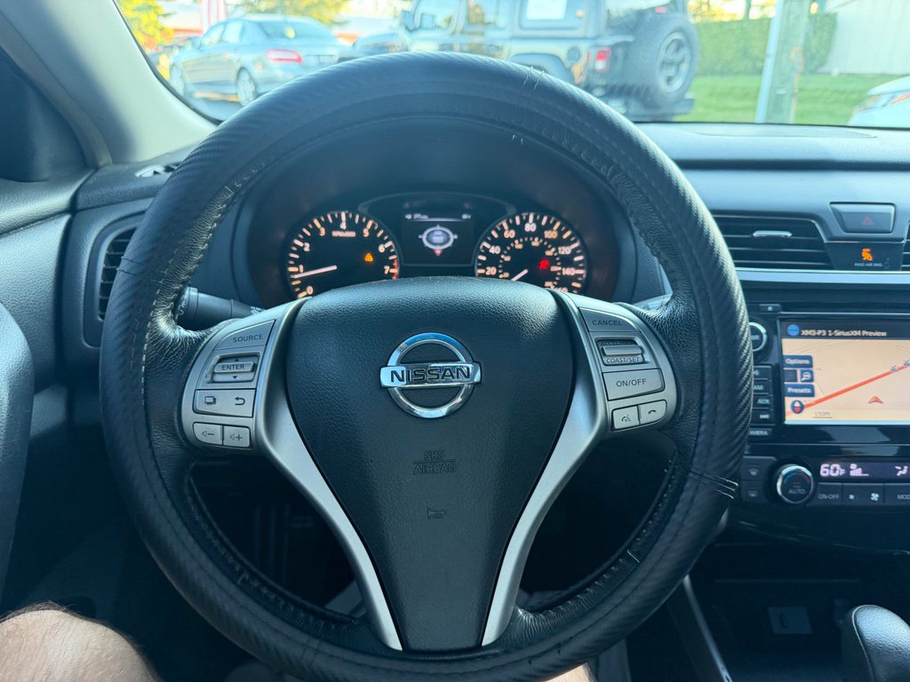 Used 2013 Nissan Altima 2.5 SV w/ 2.5SV Convenience Pkg FWD image 16