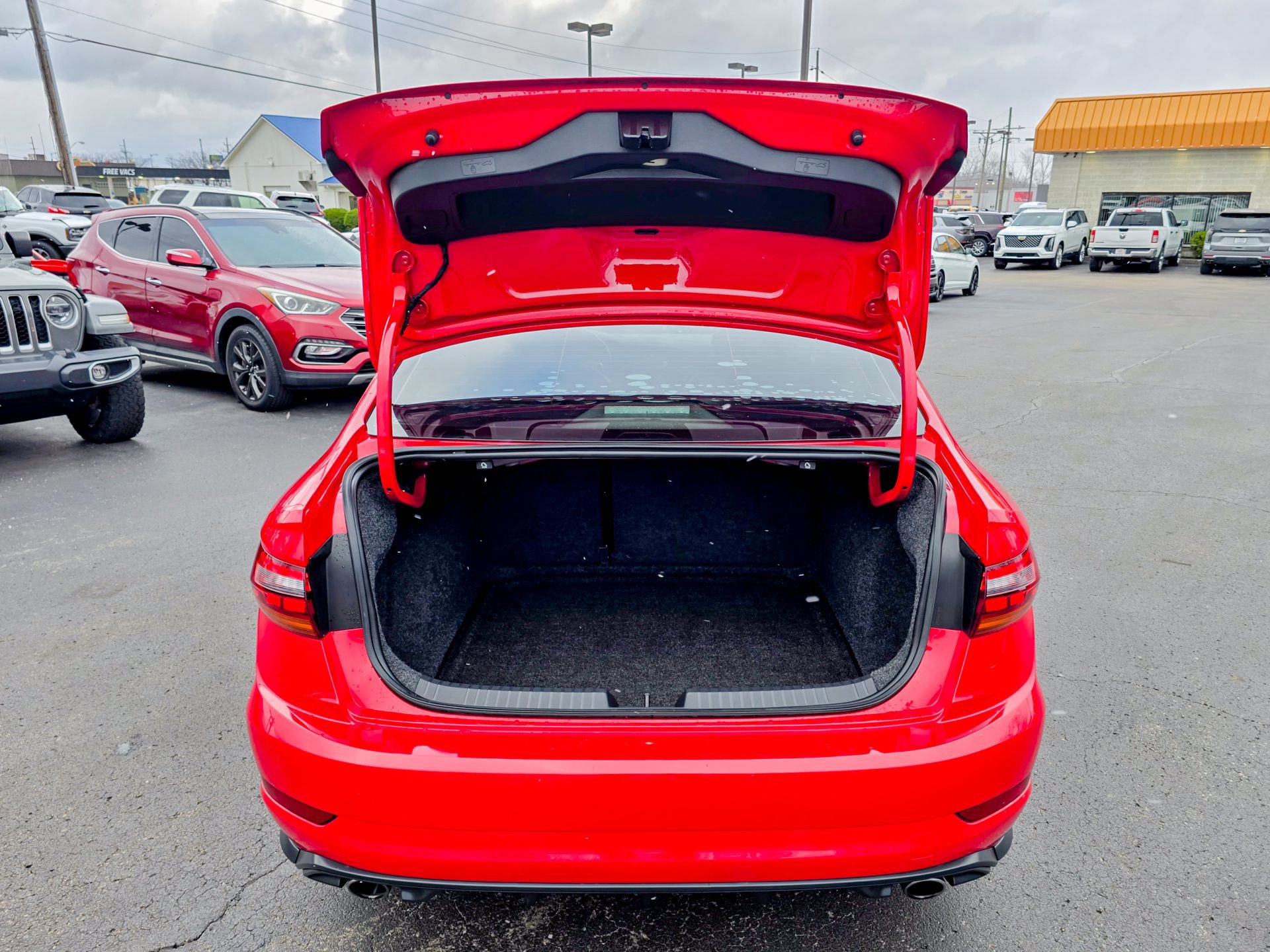 Used 2019 Volkswagen Jetta GLI Autobahn image 36