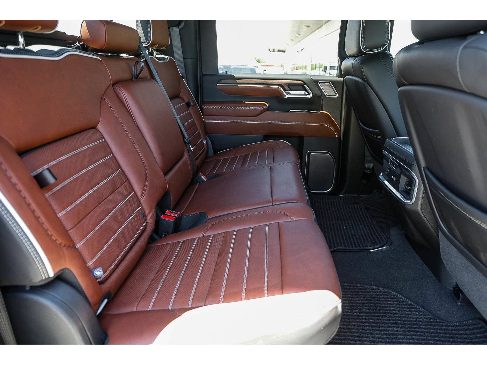 Used 2026 GMC Sierra 2500 Denali Ultimate AWD/4WD image 19