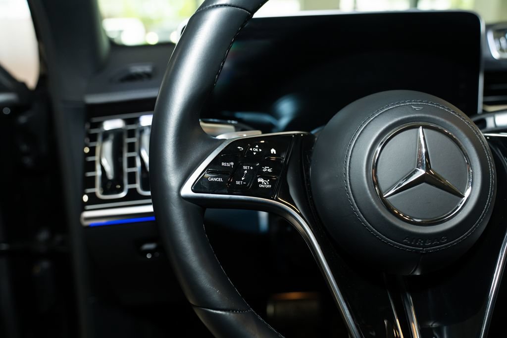 Certified 2022 Mercedes-Benz Maybach S 580 4MATIC image 35