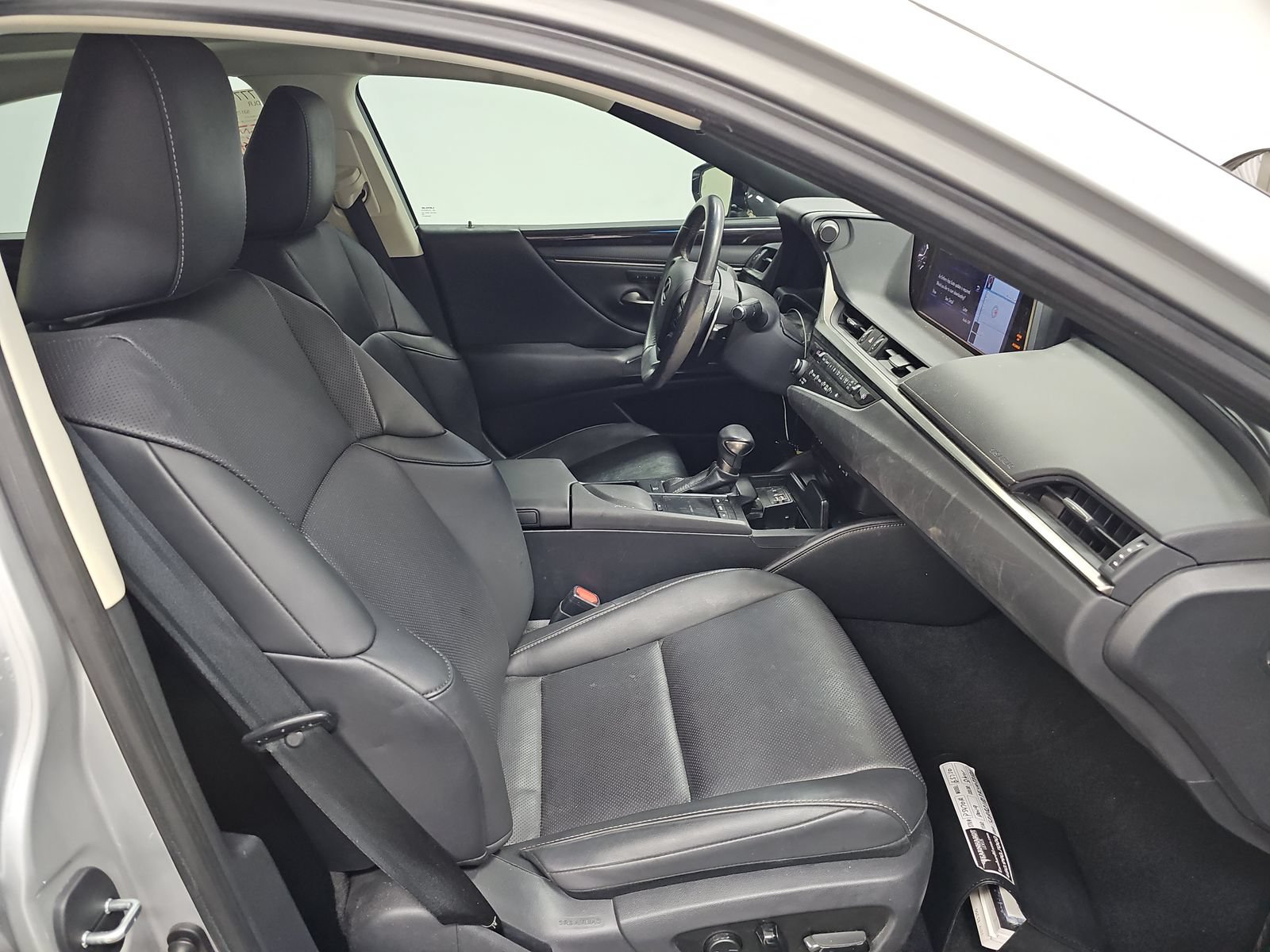 Used 2019 Lexus ES 350 w/ Premium Package FWD image 10
