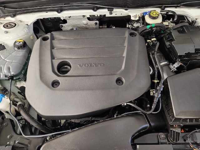 Used 2023 Volvo XC40 B5 Ultimate w/ Protection Package Premier AWD/4WD image 32