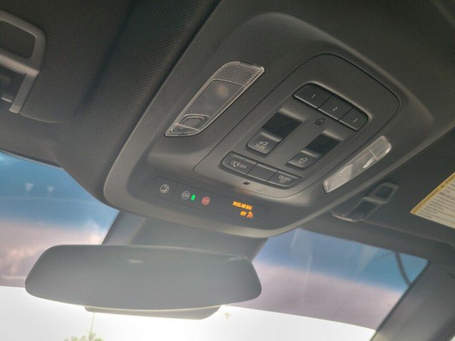 Used 2021 Cadillac CT4 V w/ Technology Package RWD image 25