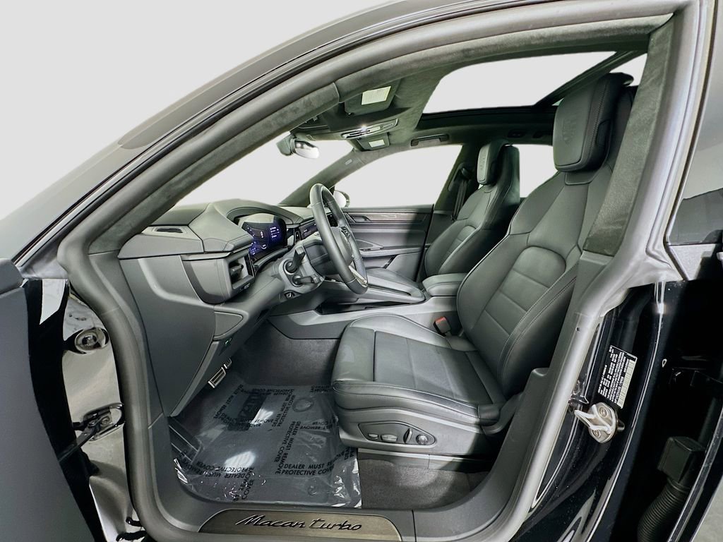 Used 2025 Porsche Macan Turbo Electric image 5