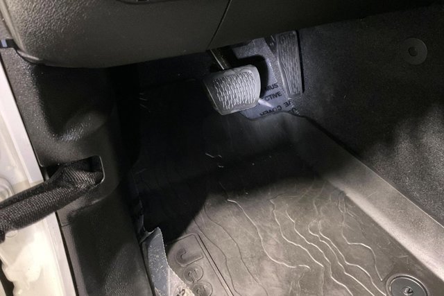 Used 2022 Jeep Gladiator Sport AWD/4WD image 37
