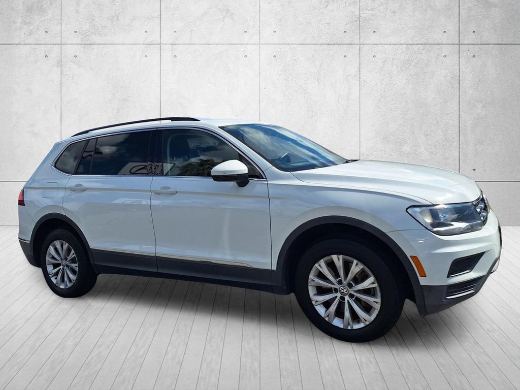 Used 2018 Volkswagen Tiguan SE AWD/4WD image 3
