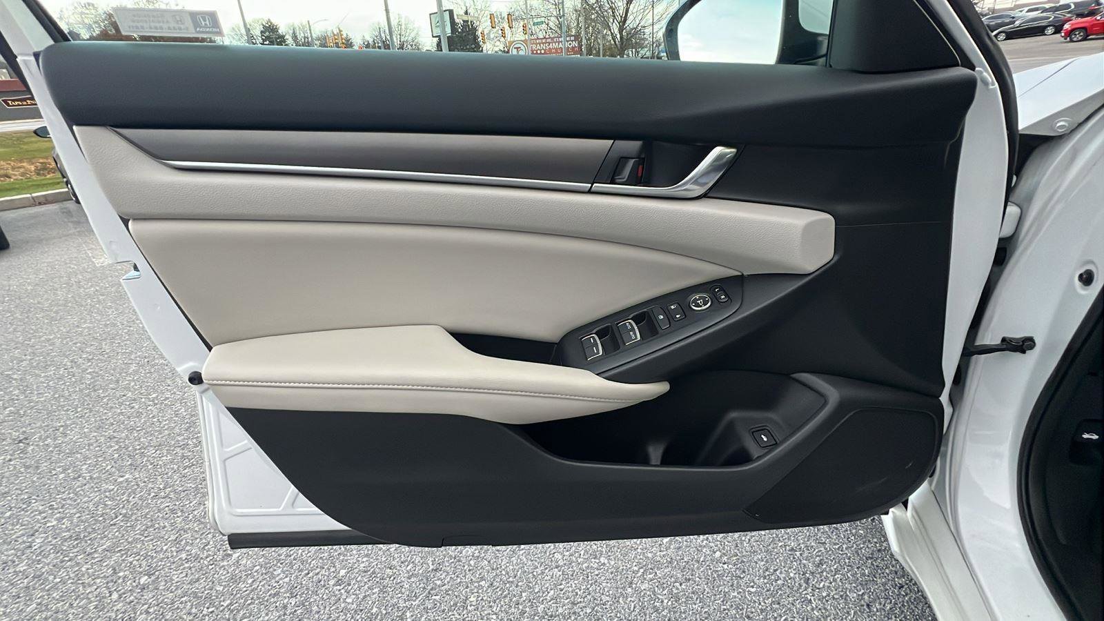 Used 2019 Honda Accord LX image 20