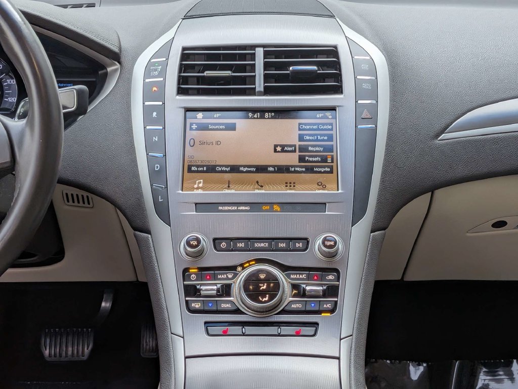 Certified 2019 Lincoln MKZ Premiere FWD image 17