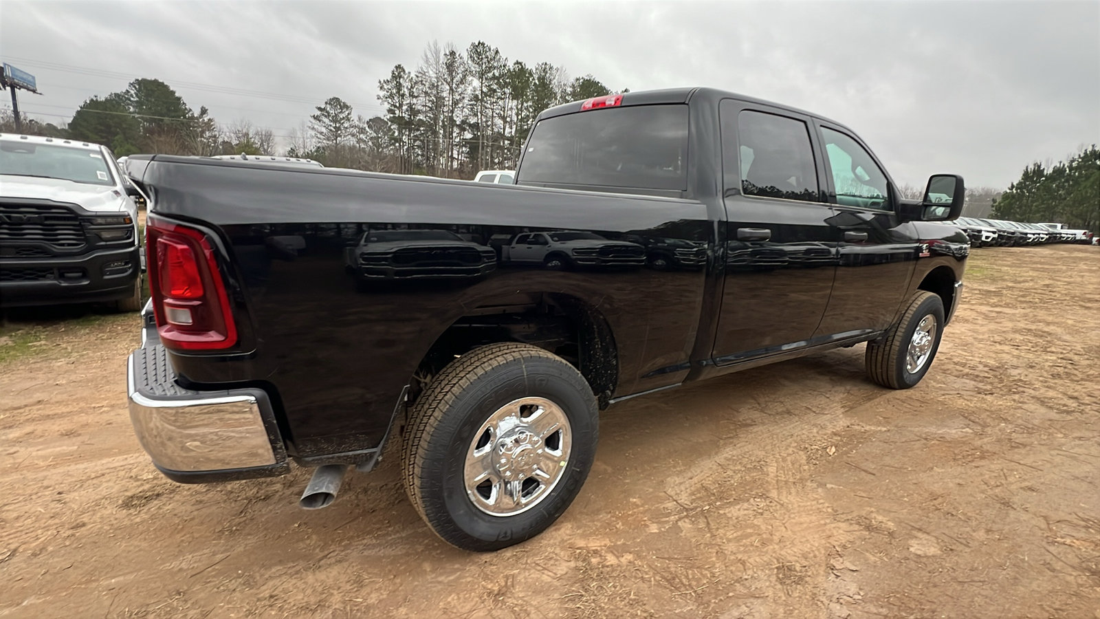 New 2026 RAM 2500 Tradesman w/ Chrome Appearance Group AWD/4WD image 8