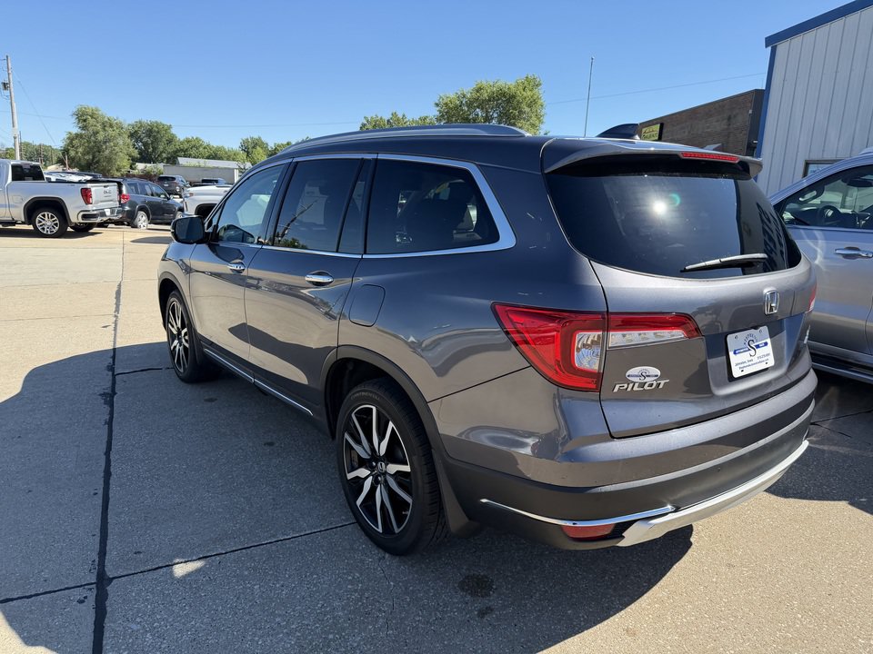Used 2019 Honda Pilot Touring image 7