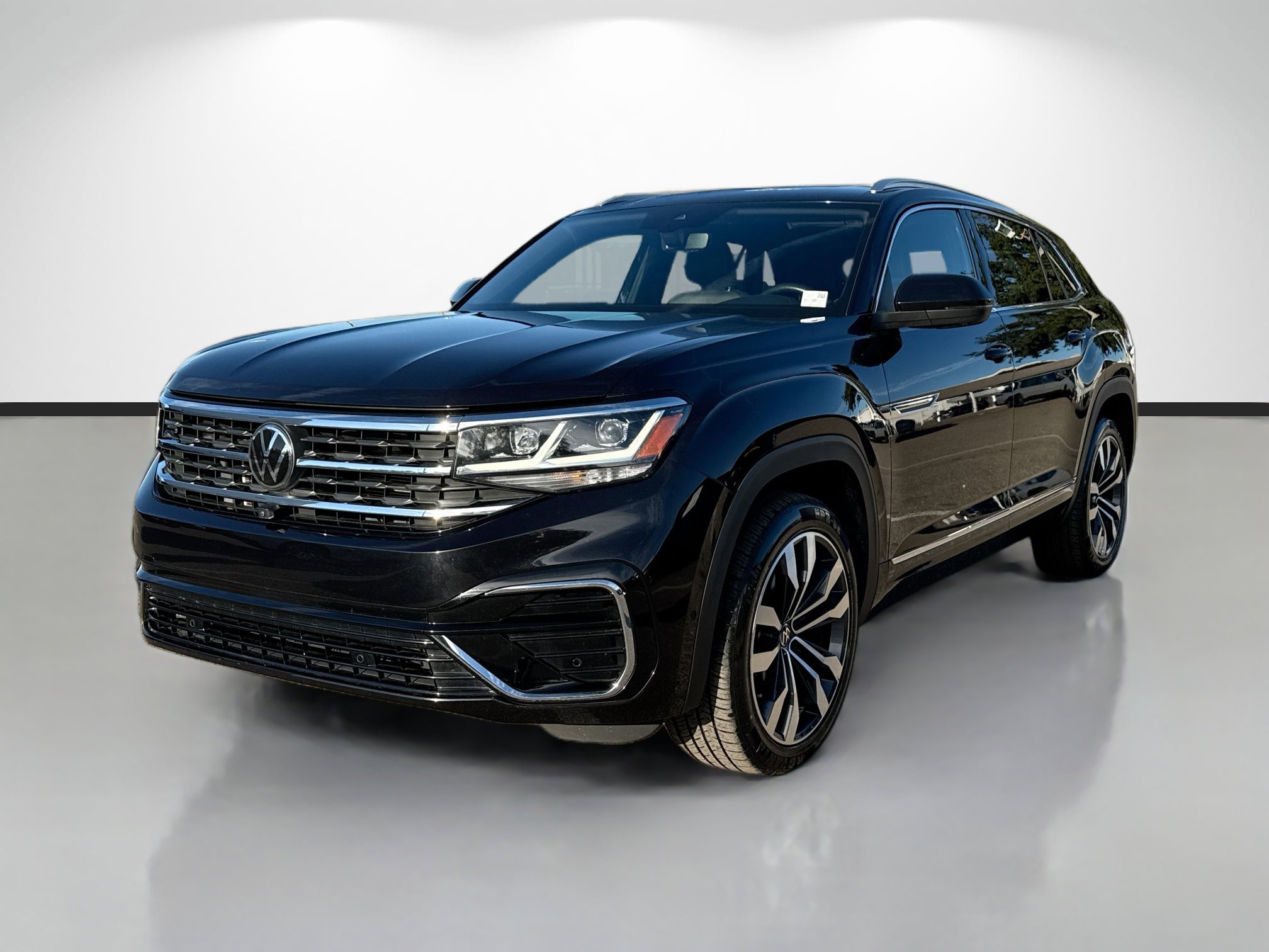 Used 2023 Volkswagen Atlas Cross Sport SEL Premium R-Line image 7