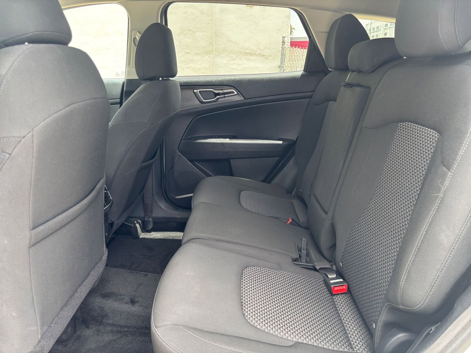Used 2025 Kia Sportage LX FWD image 24