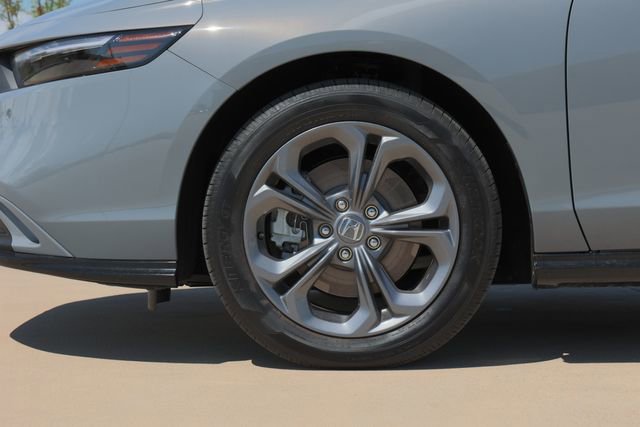 New 2026 Honda Accord EX-L image 9