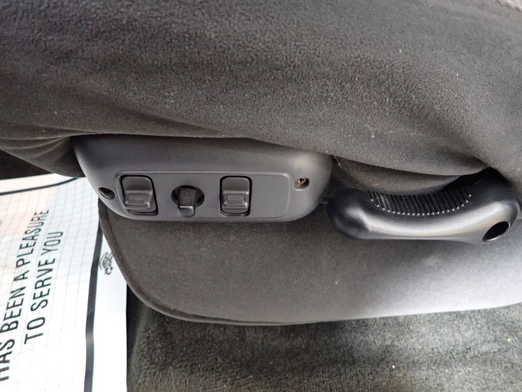 Used 2004 Dodge Ram 3500 Truck SLT w/ Trailer Tow Group RWD image 18