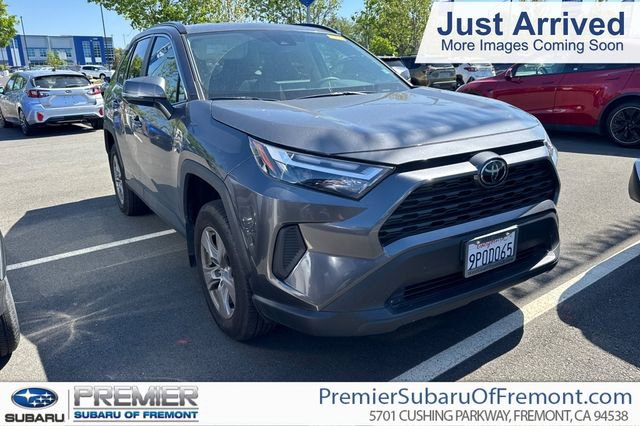 Used 2024 Toyota RAV4 XLE image 1