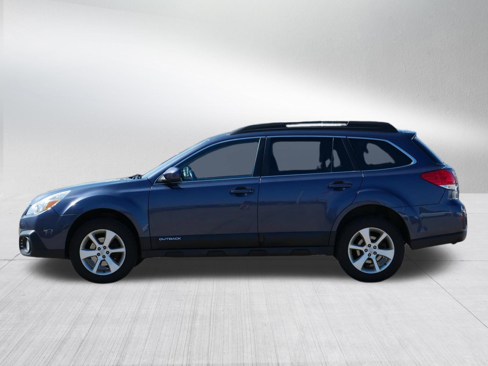 Used 2014 Subaru Outback 2.5i Premium AWD/4WD image 4