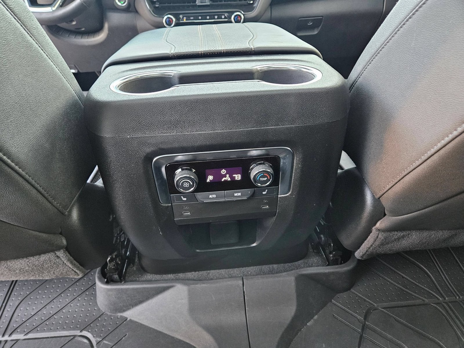 Used 2025 Chevrolet Tahoe High Country AWD/4WD image 26